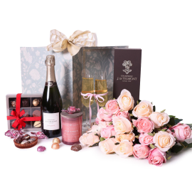 Bouquet and Champagne Gift Box
