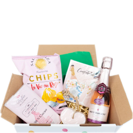 Elegant Delights with Snacks and Prosecco