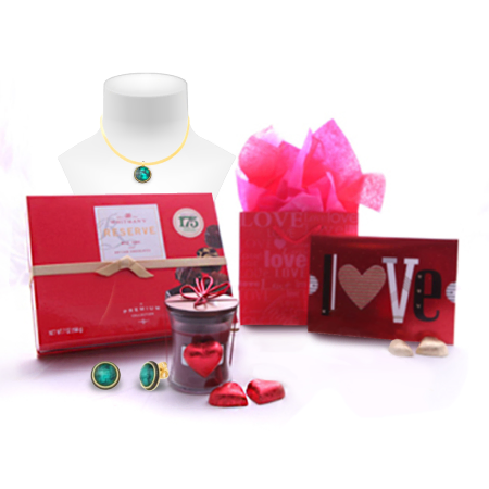 Conjunto de regalo romántico con collar de esmeraldas