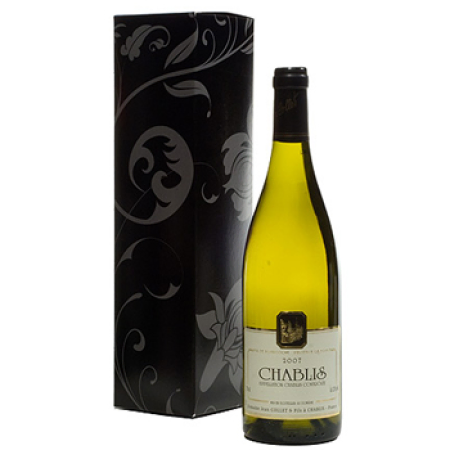 Una botella de vino blanco