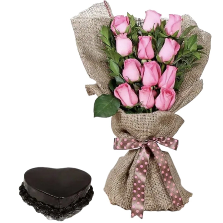 Sweetheart Delight Rosas y Pastel
