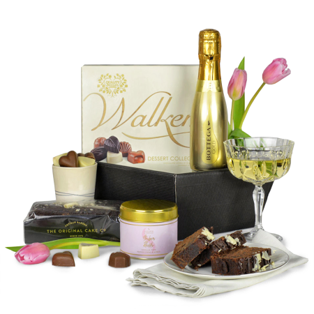 Cesta de regalo Golden Sweet Indulgence