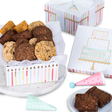 Caja de galletas de cumpleaños con dulce celebración